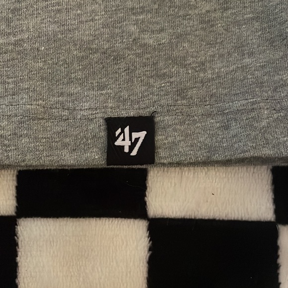 LA Dodgers Official MLB Tshirt - Picture 3 of 4